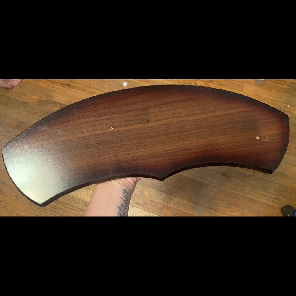 Wall mount for knife.